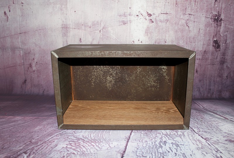 Metallboxen im Industriedesign