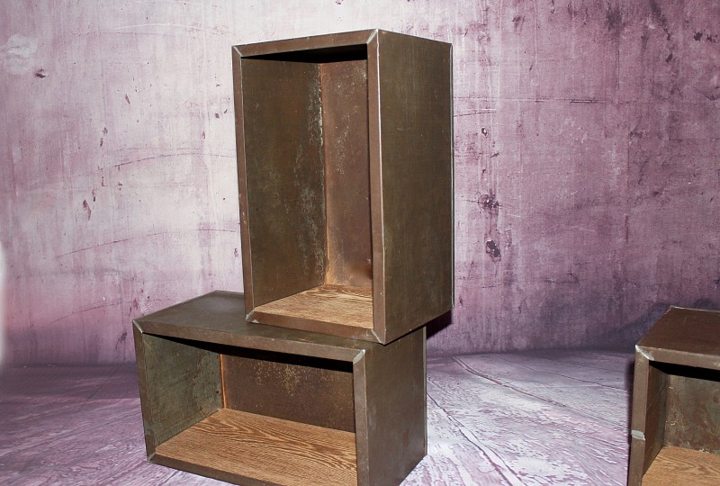 Metallboxen im Industriedesign